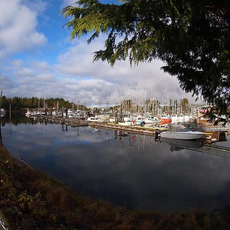 West Coast Motel On The Harbour Ucluelet Eksteriør bilde