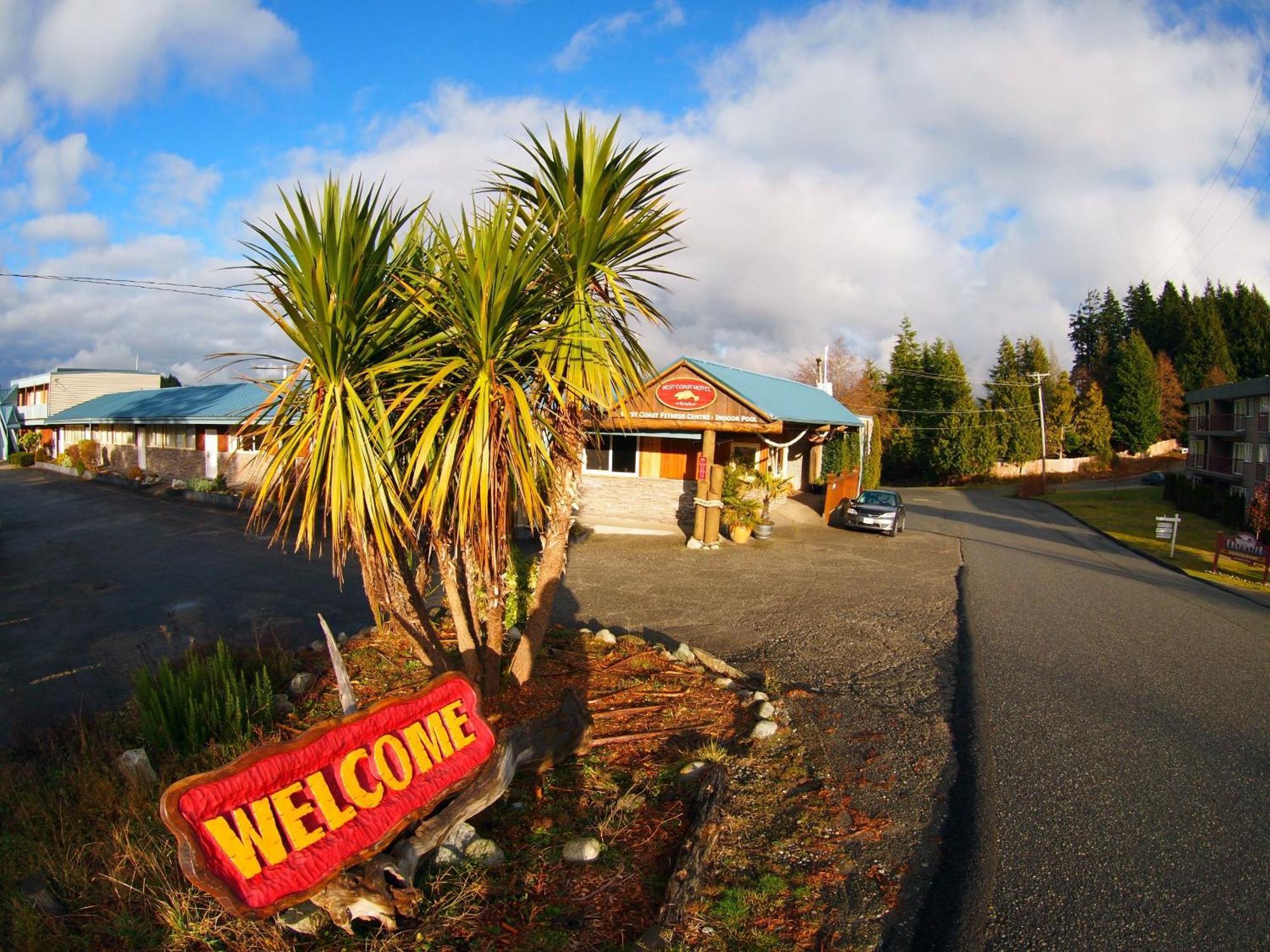 West Coast Motel On The Harbour Ucluelet Eksteriør bilde